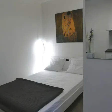 Orbigny Hypercentre La Rochelle * Λα Ροσέλ